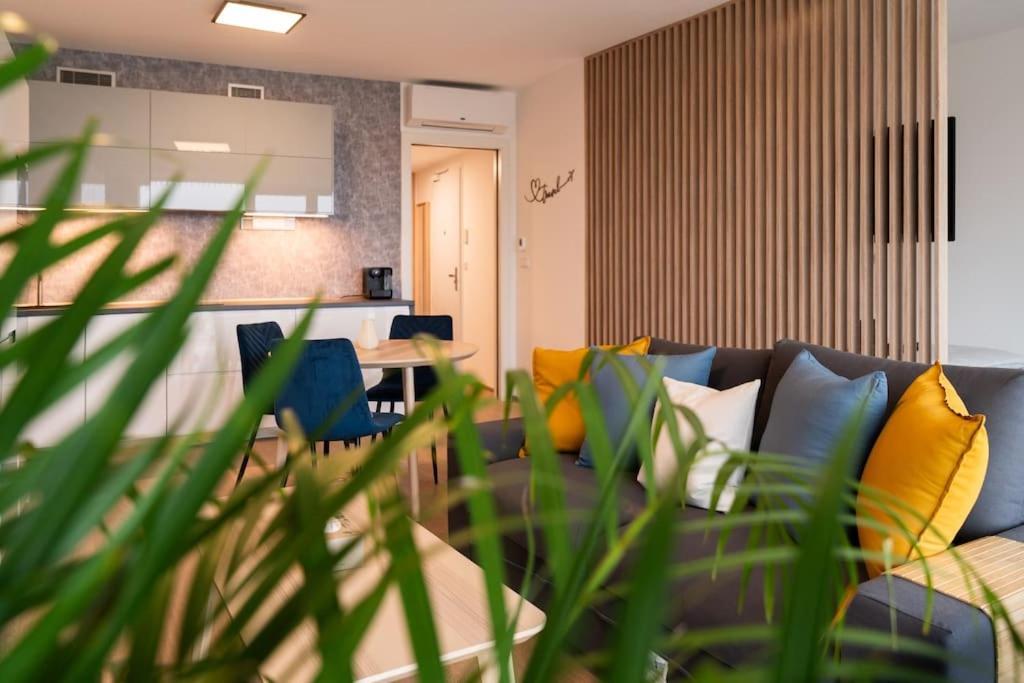 Insady - Studio In Brno-Center Экстерьер фото